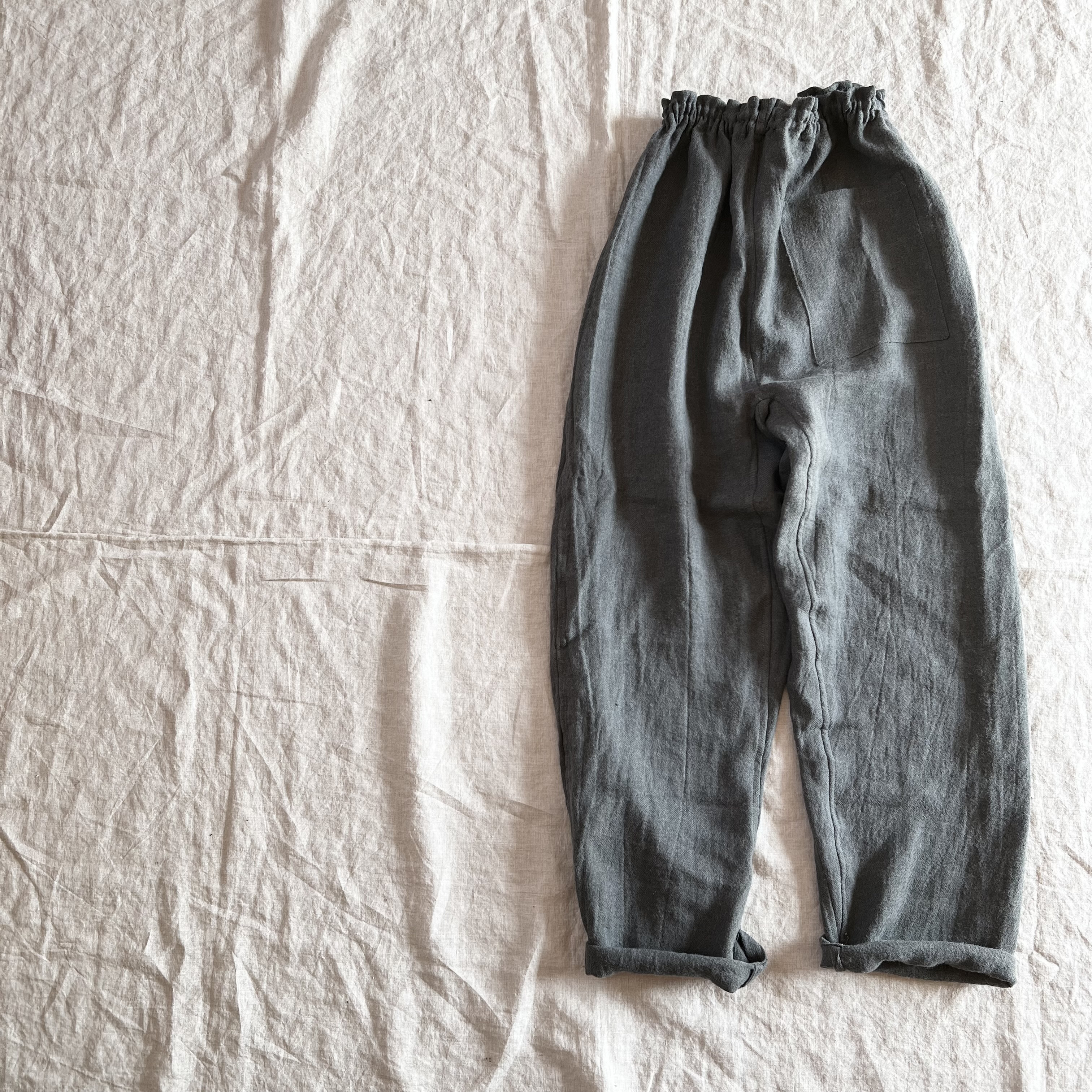 リネンのもんぺ　グレー リネンのもんぺ　グレー
