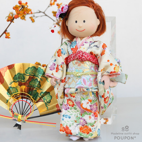 マドレーヌちゃんドール着物☆正絹縮緬貝桶小花尽くし晴れ着＋淡緑金襴