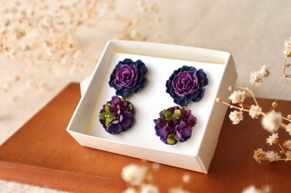 葉牡丹と紫陽花の二連革花イヤリング/パープル系/アクセサリー/2022