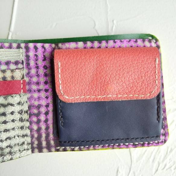 ネオンイエローの牛革財布(虎の刺繍、マルチカラー) 6枚目の画像