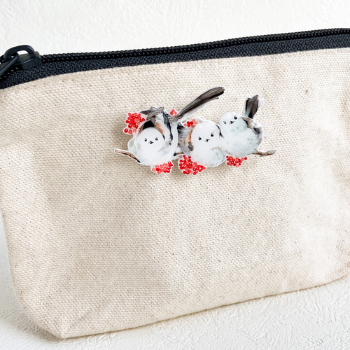 ○ポーチ○もふもふすぎるシマエナガ○ハンドメイド ひよこキルト しまっ
