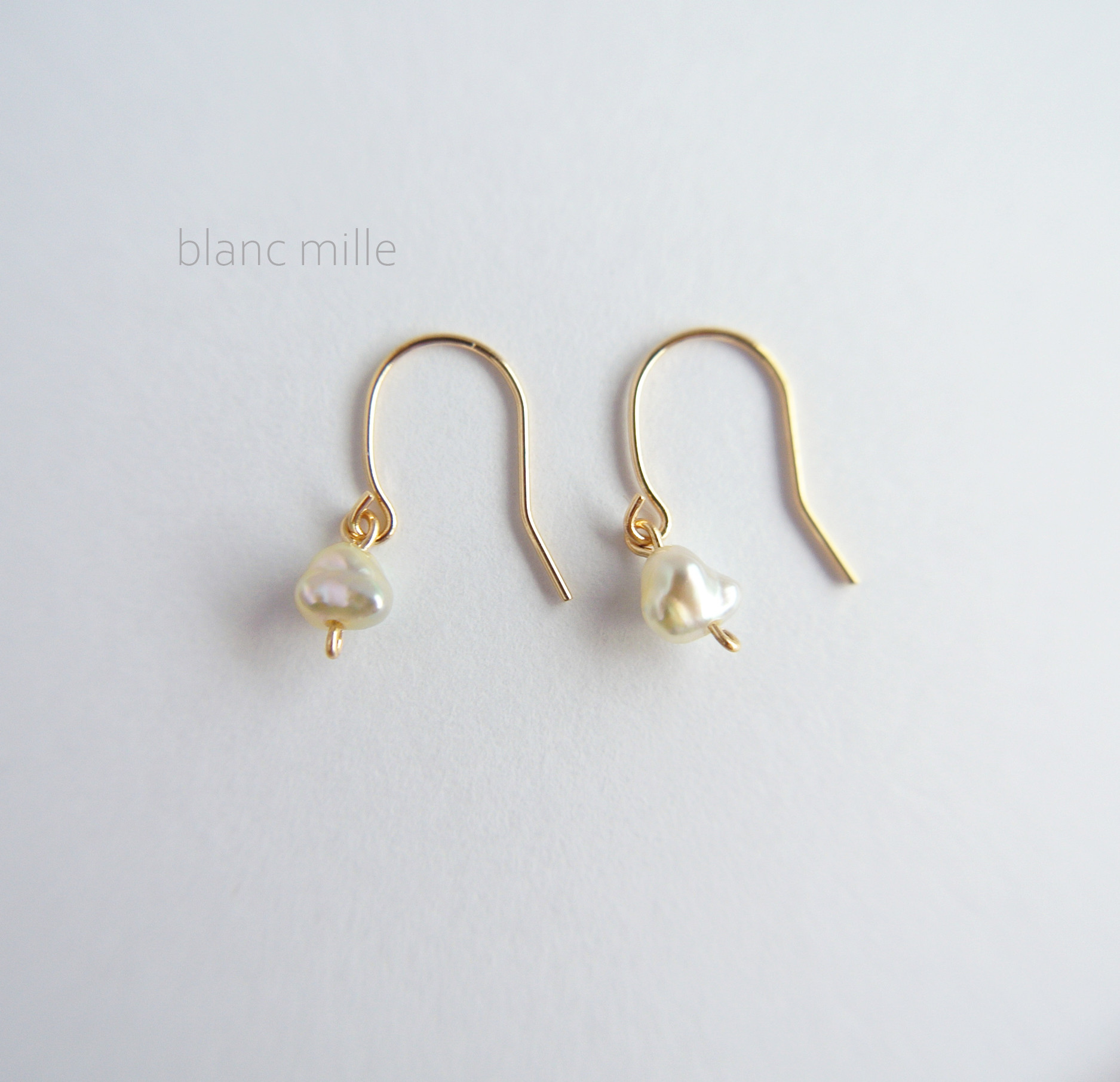 No.1871○*K18 アコヤケシパール シンプルピアス○*18金 ナチュラル芥子真珠 アクセサリー