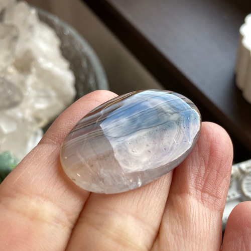 結晶付きバンデッドアゲート(縞瑪瑙） 天然石ルース 天然石