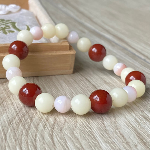 新作♡赤水晶貔貅✩南紅瑪瑙✩シャンパンオーラクォーツ✩練レッドアンバー 生命のパワーを得る/バイタラジュ・南紅瑪瑙・ピンクオパール