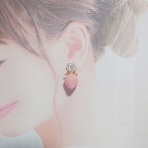 いちご様専用】おまとめ3点 ミルキーグラデーションリボンのピアス