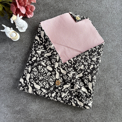 うさ／御朱印帳入れ、数寄屋袋 ハンドメイド うさぎと花柄 数寄屋袋 ご朱印帳入れ 御朱印帳