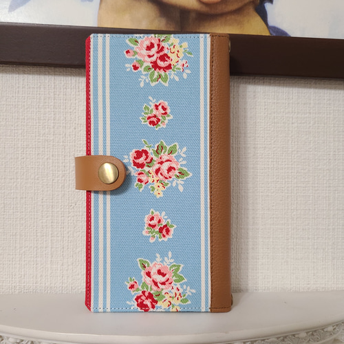 【ご参考:2枚掲載中】掲載生地で作製可能。LIBERTY リバティスマホケース 1枚掲載中】※掲載生地でも作製可能です。 リバティ LIBERTY
