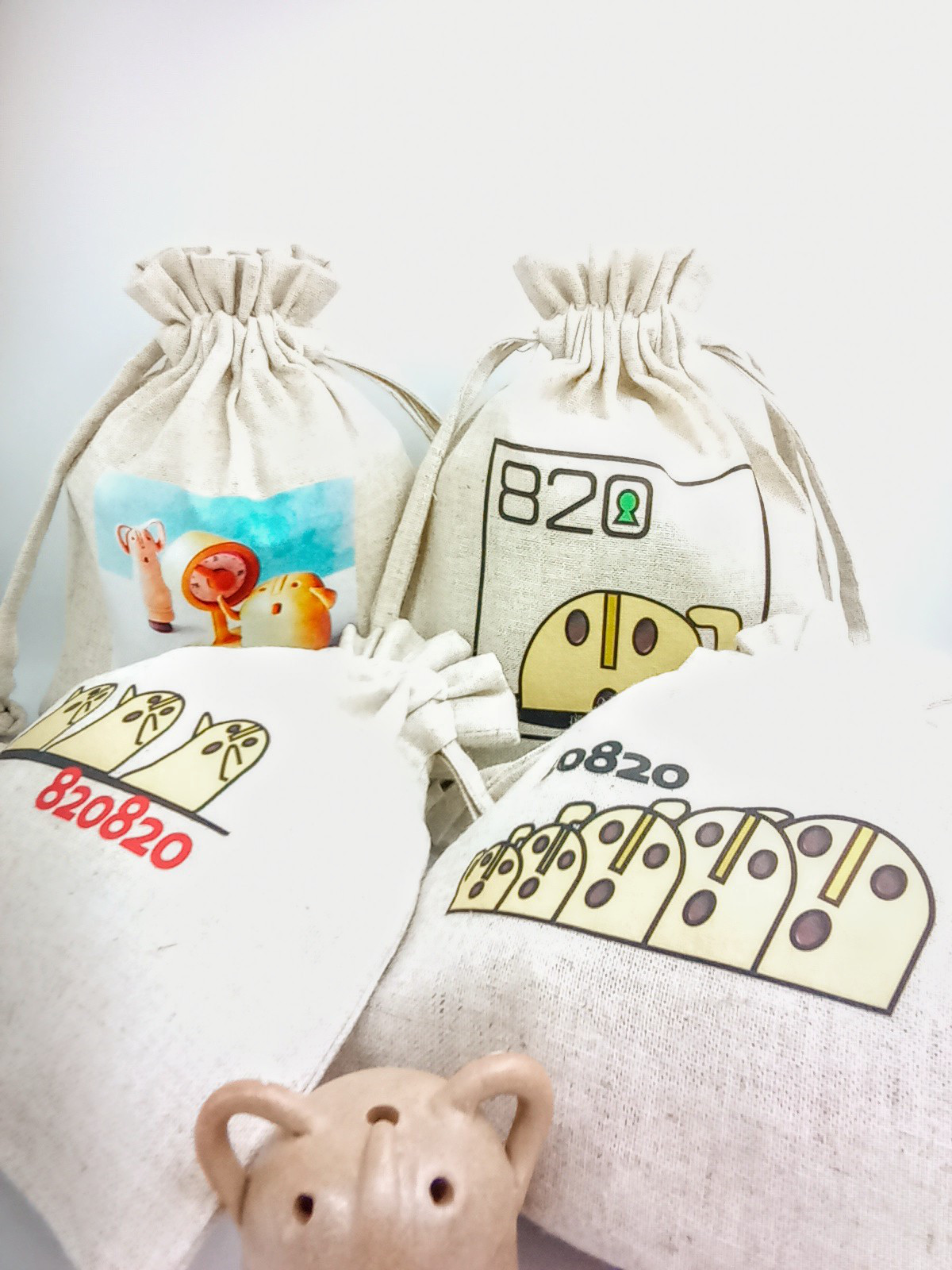 ハニワ巾着 ポーチ こねこね 通販 14994636｜Creema(クリーマ)