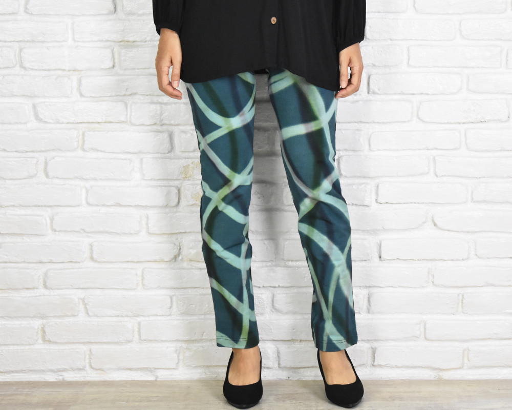 極上の穿き心地！手描き模様スキニーストレートストレッチロングパンツ　大きいサイズあり