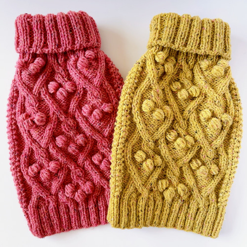 犬服 手編みセーター 濃いピンク 胴回り40cm ペット服・アクセサリー