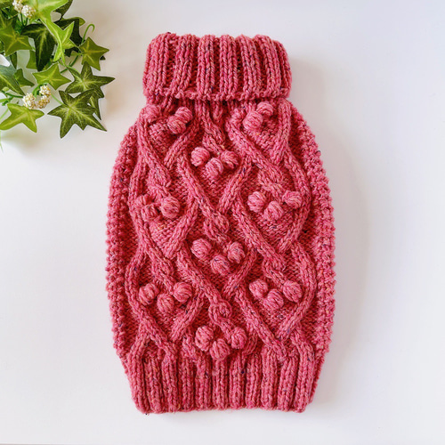 犬服 手編みセーター 濃いピンク 胴回り40cm ペット服・アクセサリー
