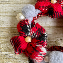 SALE！大人かわいい冬素材の小さなクリスマスリース　ウール　タータンチェック　パール　 7枚目の画像