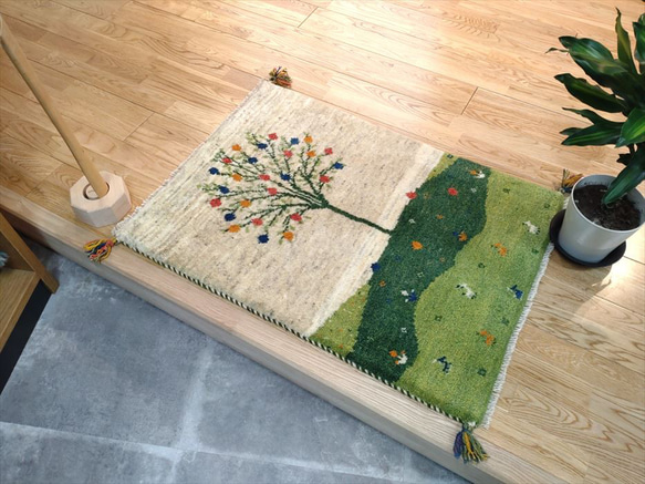 ペルシャ　ギャッベ　ミニマット　120×43　黄金色　ザクロの実 希少価値】ペルシャ ギャッベ ザクロの木 美しい風景柄 88x62cm