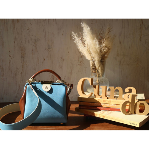 SANDAST レザードクターバック ドクターバッグミニ・本革ショルダー