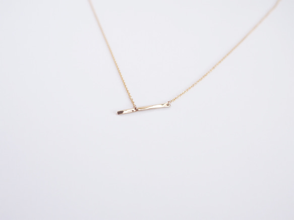 送料無料【14kgf】流れ星 ラインネックレス / 槌目 / フラット/ mini　流星 8枚目の画像