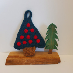 かぎ針編み　クリスマスツリーオーナメント 1枚目の画像