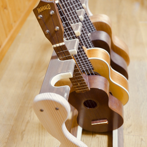 24時間以内に発送】手作り木工 木製ウクレレスタンド（ツートーン） 6  