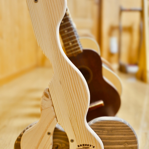 24時間以内に発送】手作り木工 木製ウクレレスタンド（ツートーン） 6  