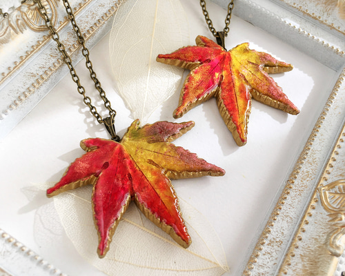 【1271】レジン　紅葉　ネックレス　ペンダント　ハンドメイド 紅葉の旅」ネックレス(大)(ペンダント/レジン/七宝焼風/葉っぱ/リーフ