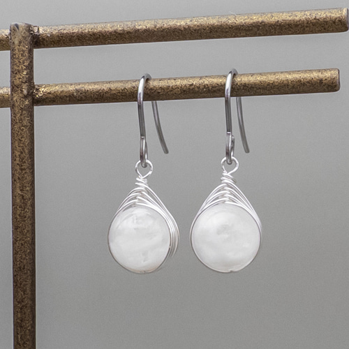 モナカ　ロックピアス　ガーデンクォーツ Rock Pierced Earring – MONAKA jewellery