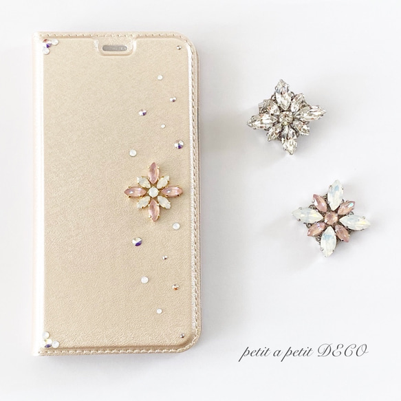 幾乎相容於所有主要型號 Swarovski® Bijou 筆記本智慧型手機保護殼“Fleur” 第9張的照片