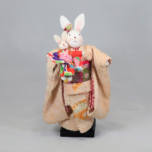 おめかしウサギさん』 ミニ着物 着せ替え人形 和布（着物生地