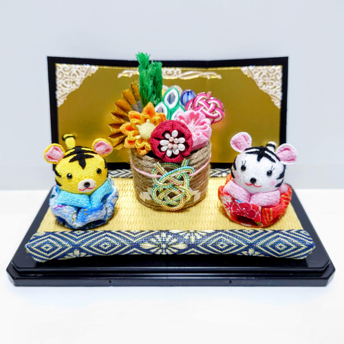 お正月飾り】≪2022年とら年バージョン≫可愛いトラと門松、屏風