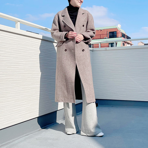 新作】ヘリンボーン柄リバーシブル生地の半裏付きダブルブレストコート