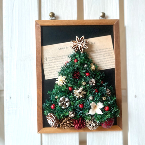 黒板フレームのクリスマスツリー プリザーブドフラワー 〜full of fun
