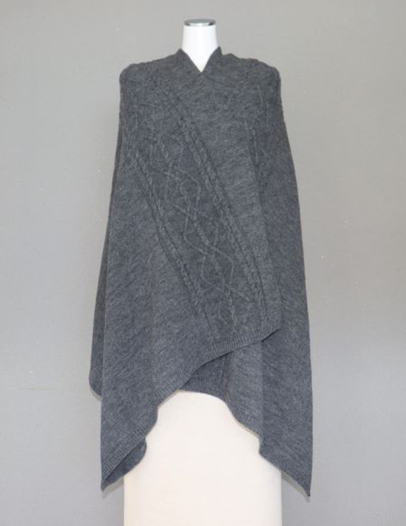 エアリースパン(メリノウール100％）アラン柄大判ニットストール＆ブランケット【チャコールグレー】 2枚目の画像