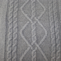 エアリースパン(メリノウール100％）アラン柄大判ニットストール＆ブランケット【チャコールグレー】 4枚目の画像