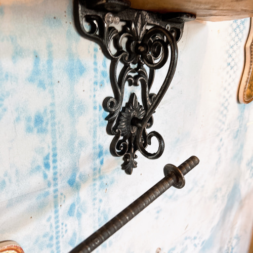 アンティーク ウォールシェルフ/ 天然1枚板の飾り棚（Ver.10） 壁掛け  