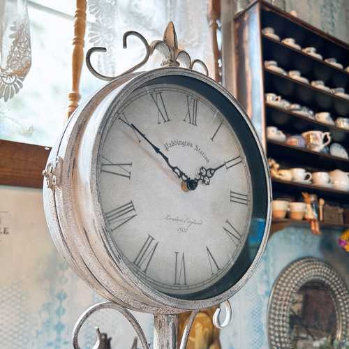 店舗什器 大きなスタンド時計/ 両面式 ステーションクロック