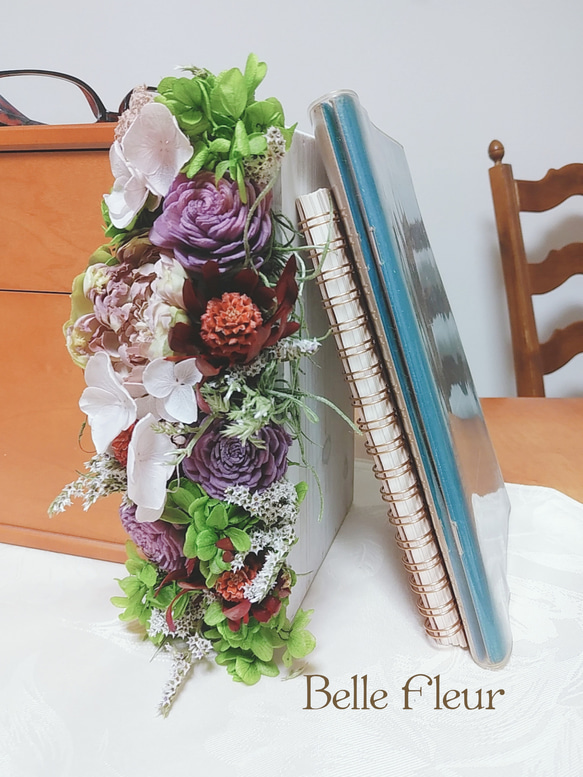 本棚に彩りを book型プリザーブドフラワー ドライフラワー BELLE FLEUR