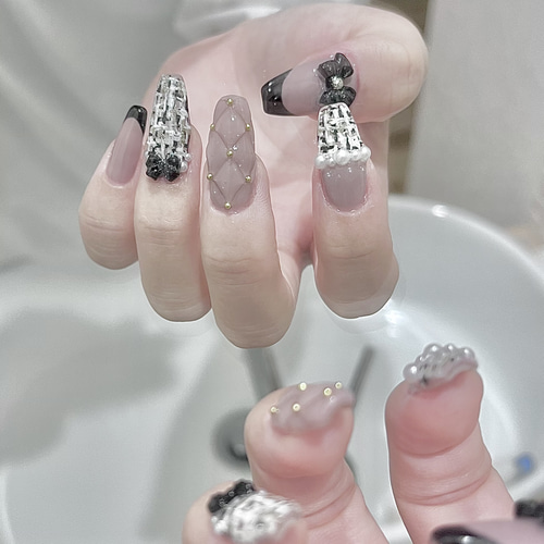 No.18 ツイード＆ぷっくりキルティング♡お上品リボン ネイルチップ  