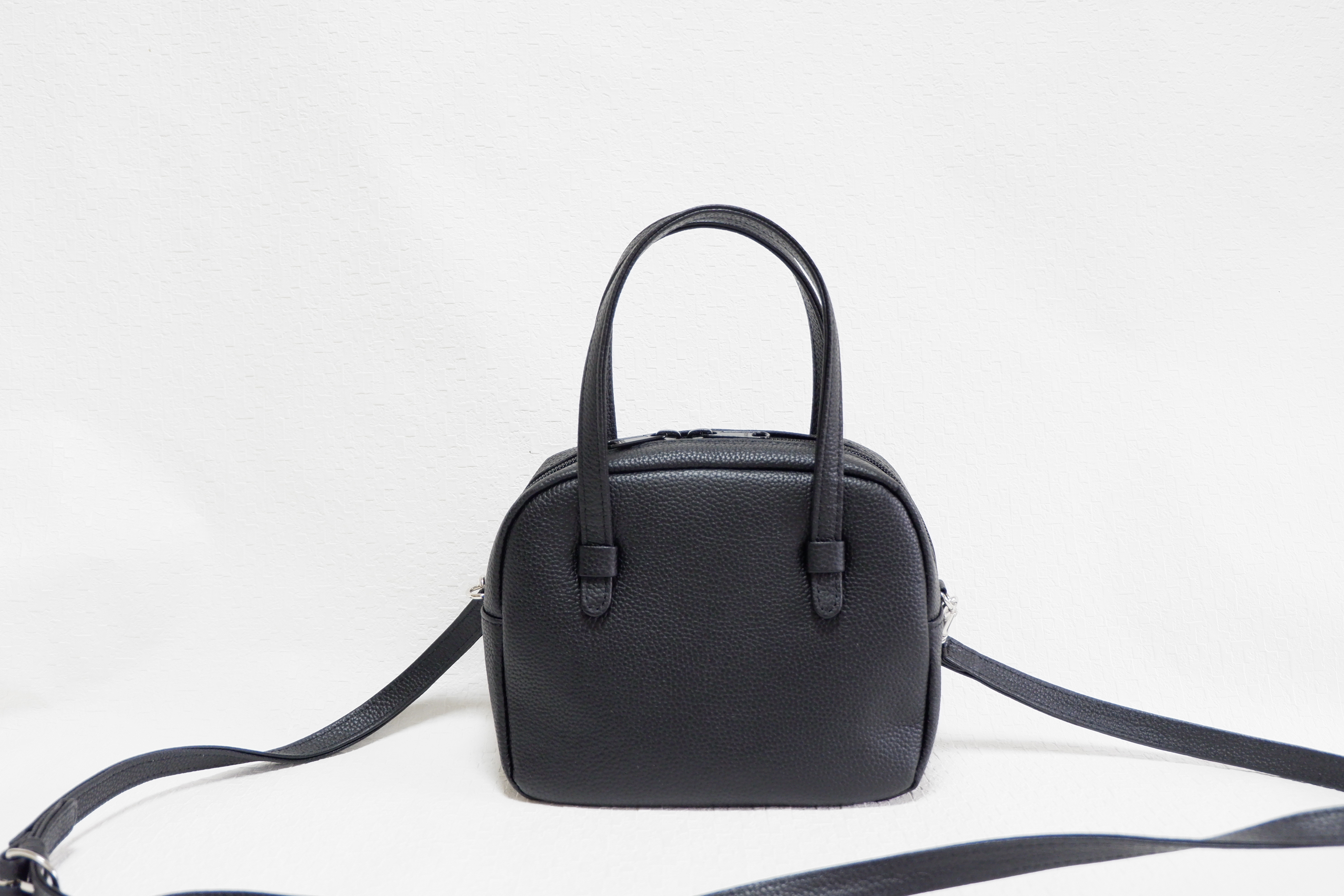 牛革　２way　ミニボストンバッグ　丸型（ショルダー手紐付き）