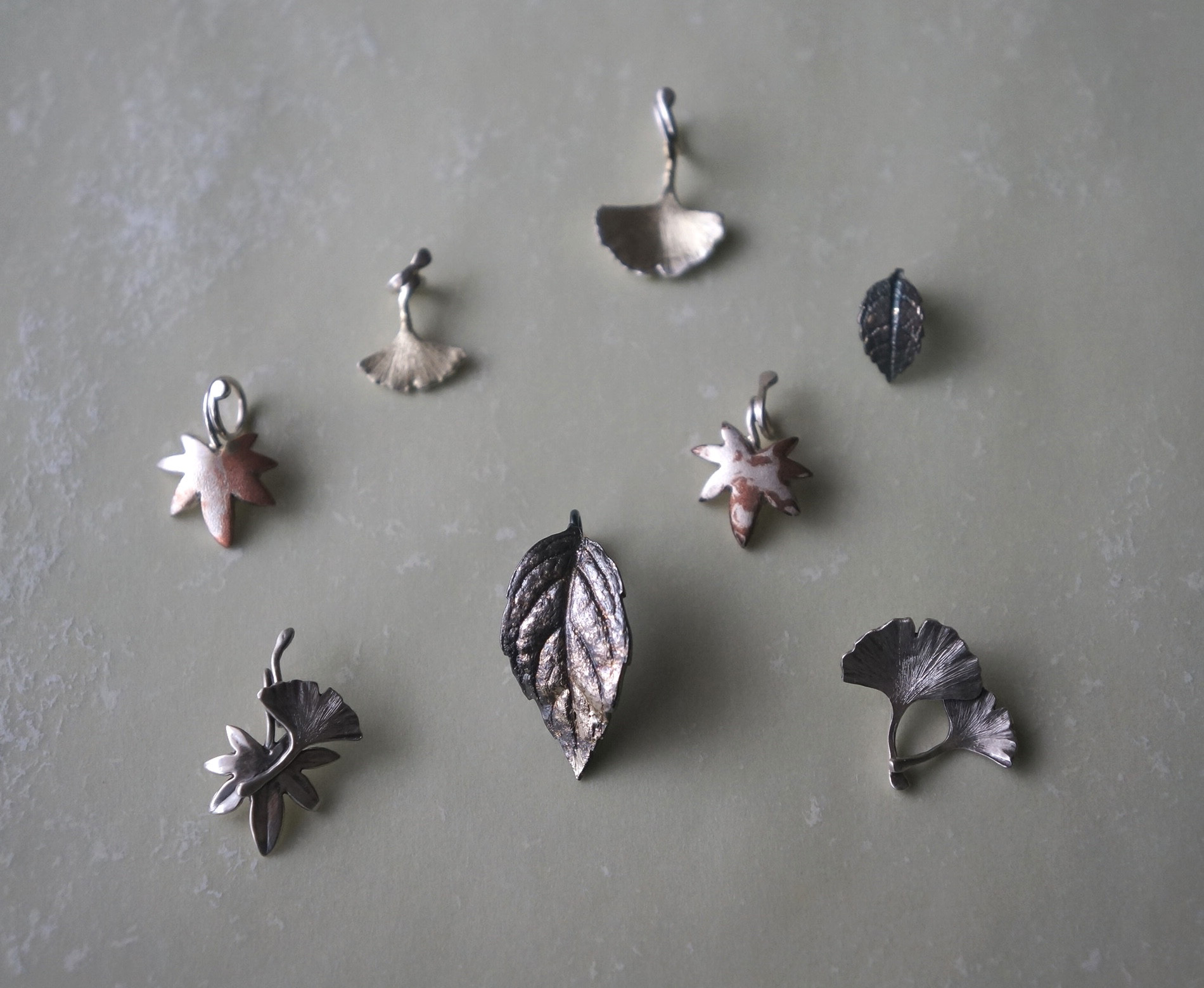 『新春福袋2025』 落ち葉のペンダントトップ3種セレクト