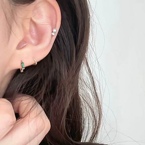 楽天市場】エメラルド フックピアス パールキャッチ 両耳 10金