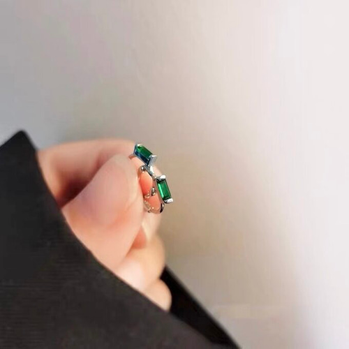 楽天市場】ピアス フープピアス メンズ エメラルド 片耳
