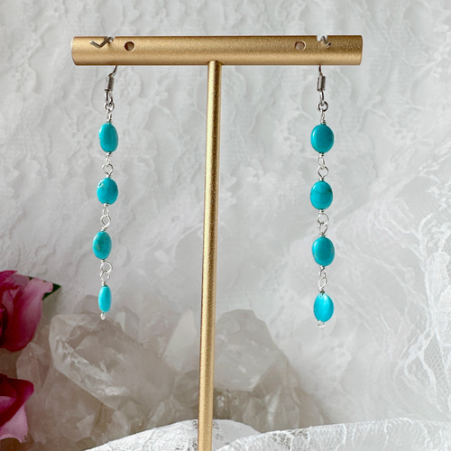 天然石ピアス 『 キングマンターコイズ 』 サージカルステンレス 12月