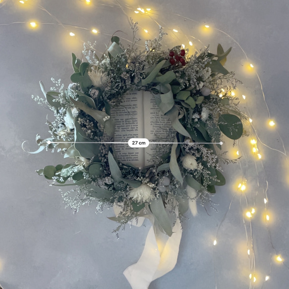 幸せ続くリース　ブルーファンタジーと白いお花のリース　クリスマスギフト　スターチス 6枚目の画像