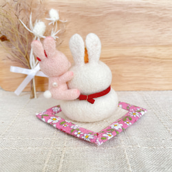 【うさちゃん(ピンク)のお正月セット羊毛フェルト】 3枚目の画像