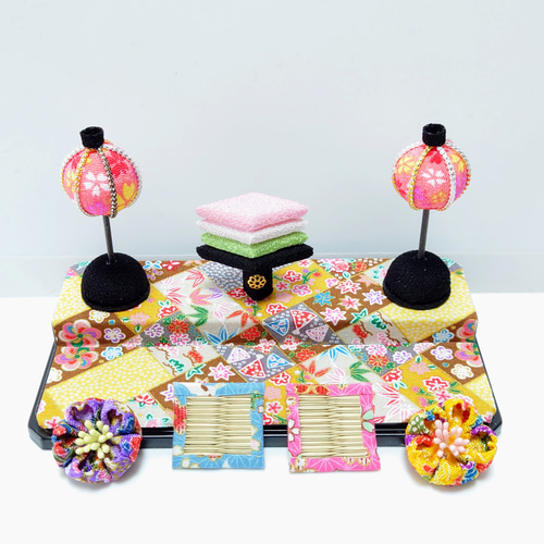 ひな祭り】うさちゃんひな人形（♂黄緑、♀ピンク）【つまみ細工