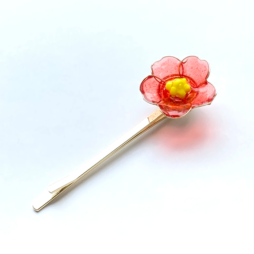 椿のヘアピン 冬 赤 レジン ヘアピン sorabito(そらびと) 通販