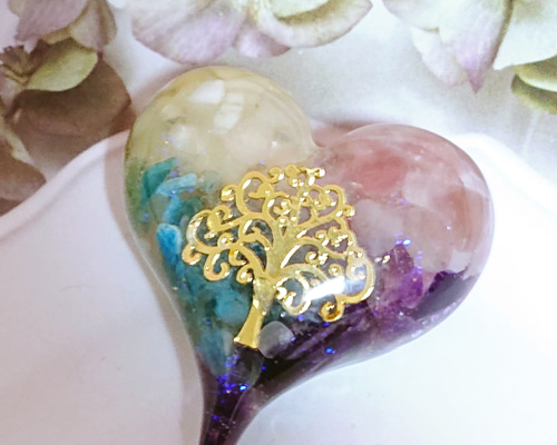 流れを感じるハートインハートのオルゴナイト 流れを感じる