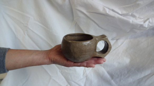 神代タモで作った一木彫りコーヒーカップ 3枚目の画像