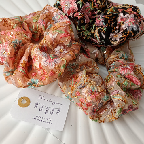 インド刺繍の贅沢ふわふわシュシュ オーガンジー 選べる3カラー