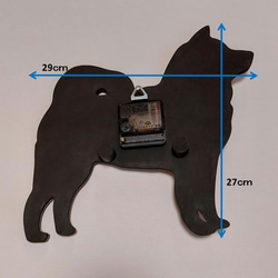 柴犬 壁掛け時計 木彫茶色　静音時計 5枚目の画像