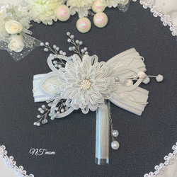 成人式卒業式結婚式・和装水引髪飾り・華一輪・ホワイトシルバー 2枚目の画像