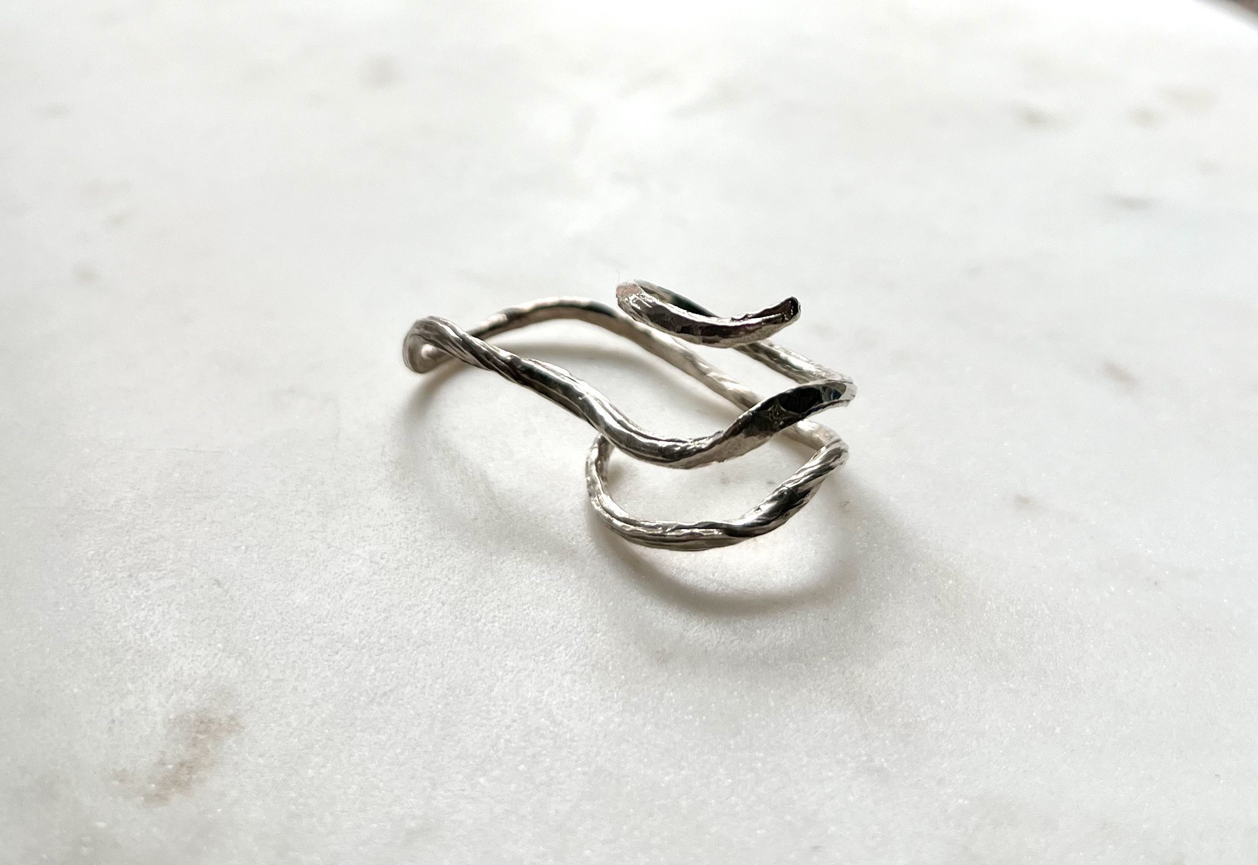 Eye of storm _ダイヤ　シルバー　ダブルフィンガーリング